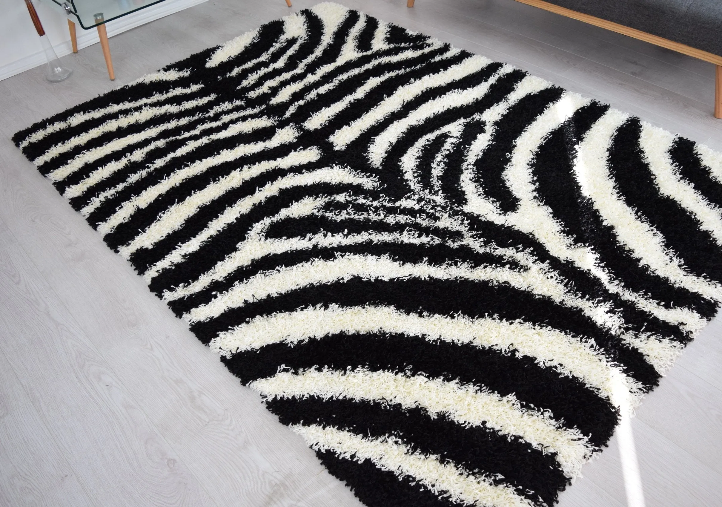 Black & White Zebra Print Thick Shaggy Rug - California