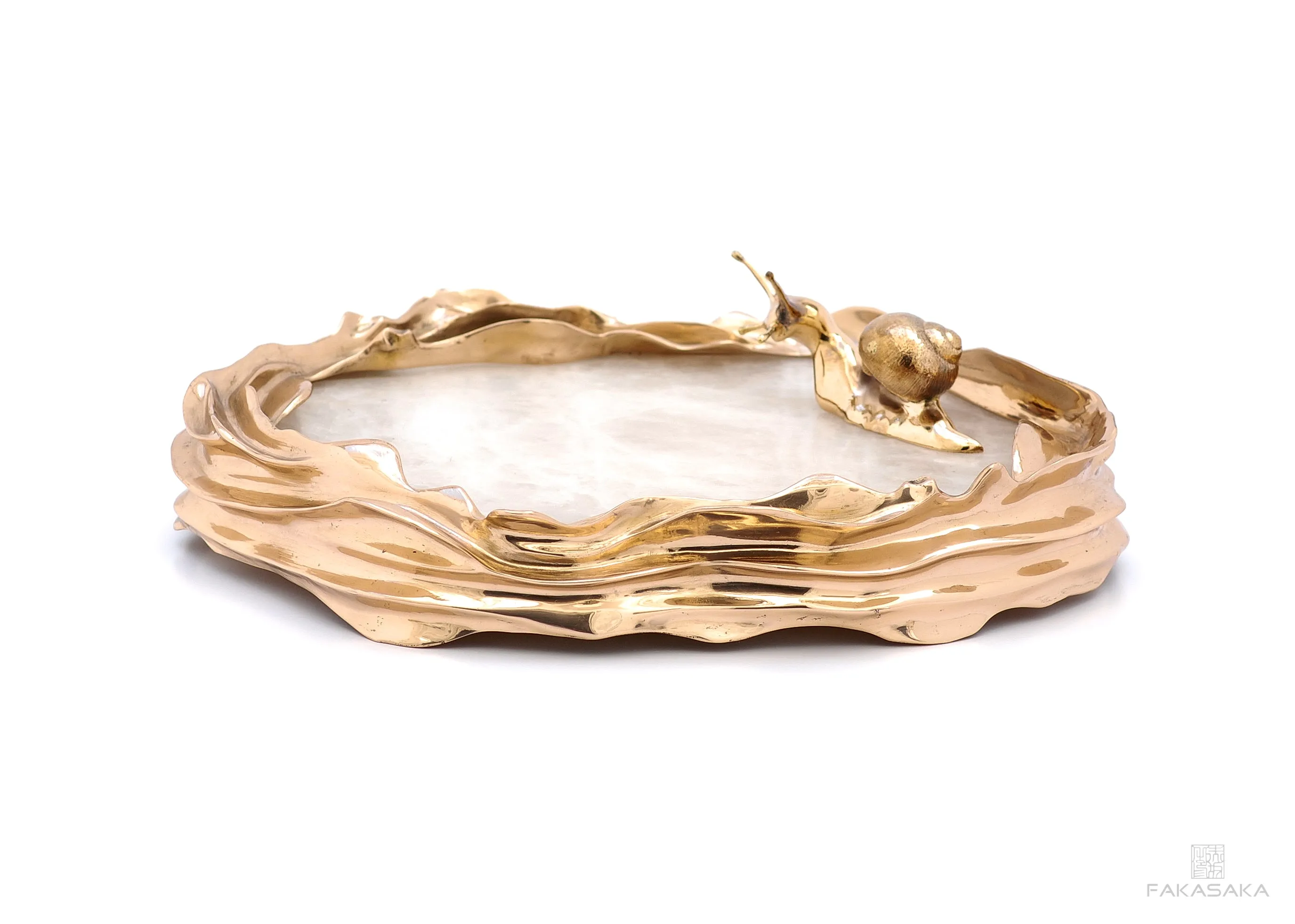 DEAR SONIA<br><br>BOWL / CENTERPIECE<br><br>TRANSLUCENT ONYX<br>POLISHED BRONZE