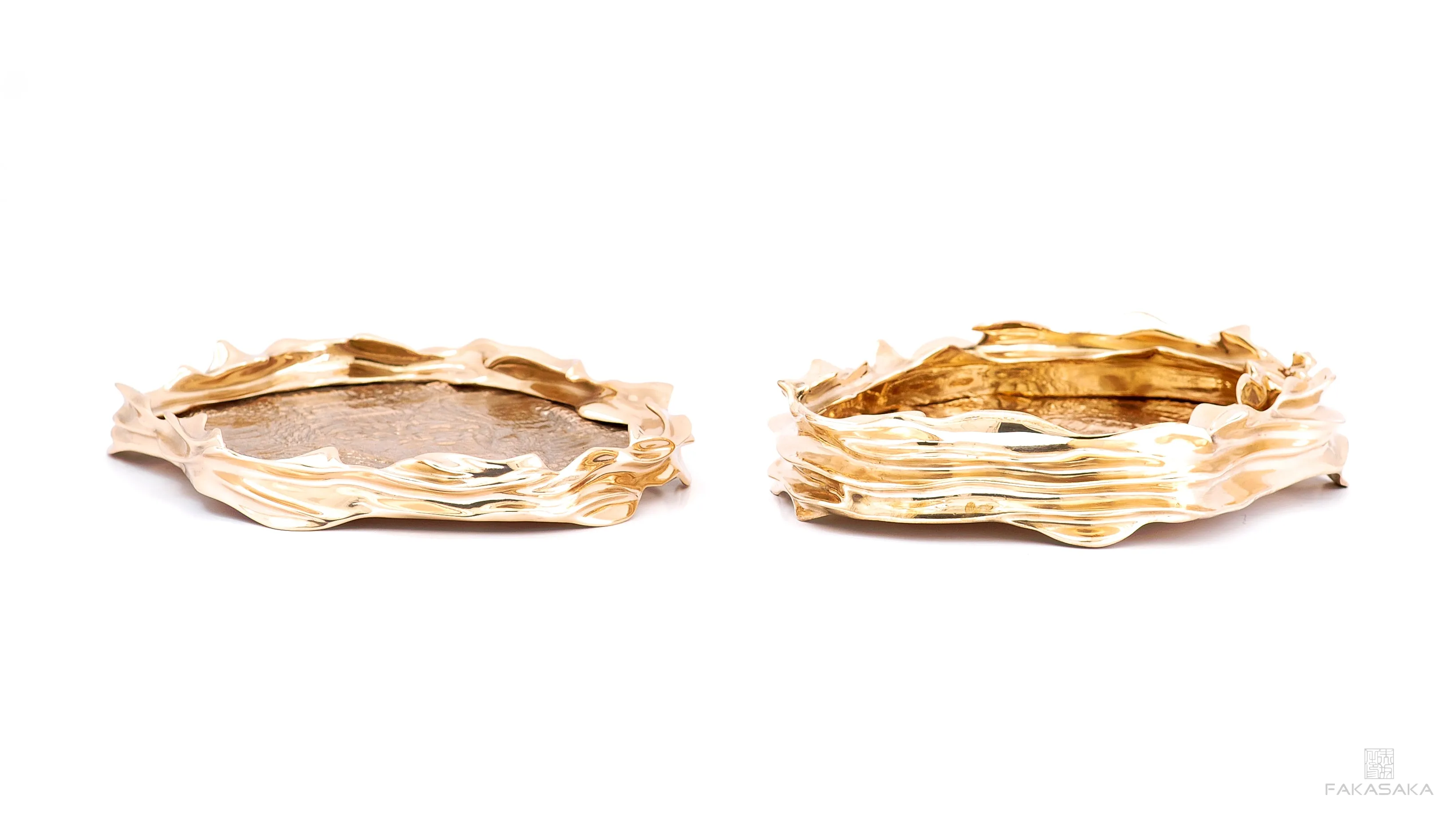 DEAR SONIA<br><br>BOWL / CENTERPIECE<br><br>TRANSLUCENT ONYX<br>POLISHED BRONZE