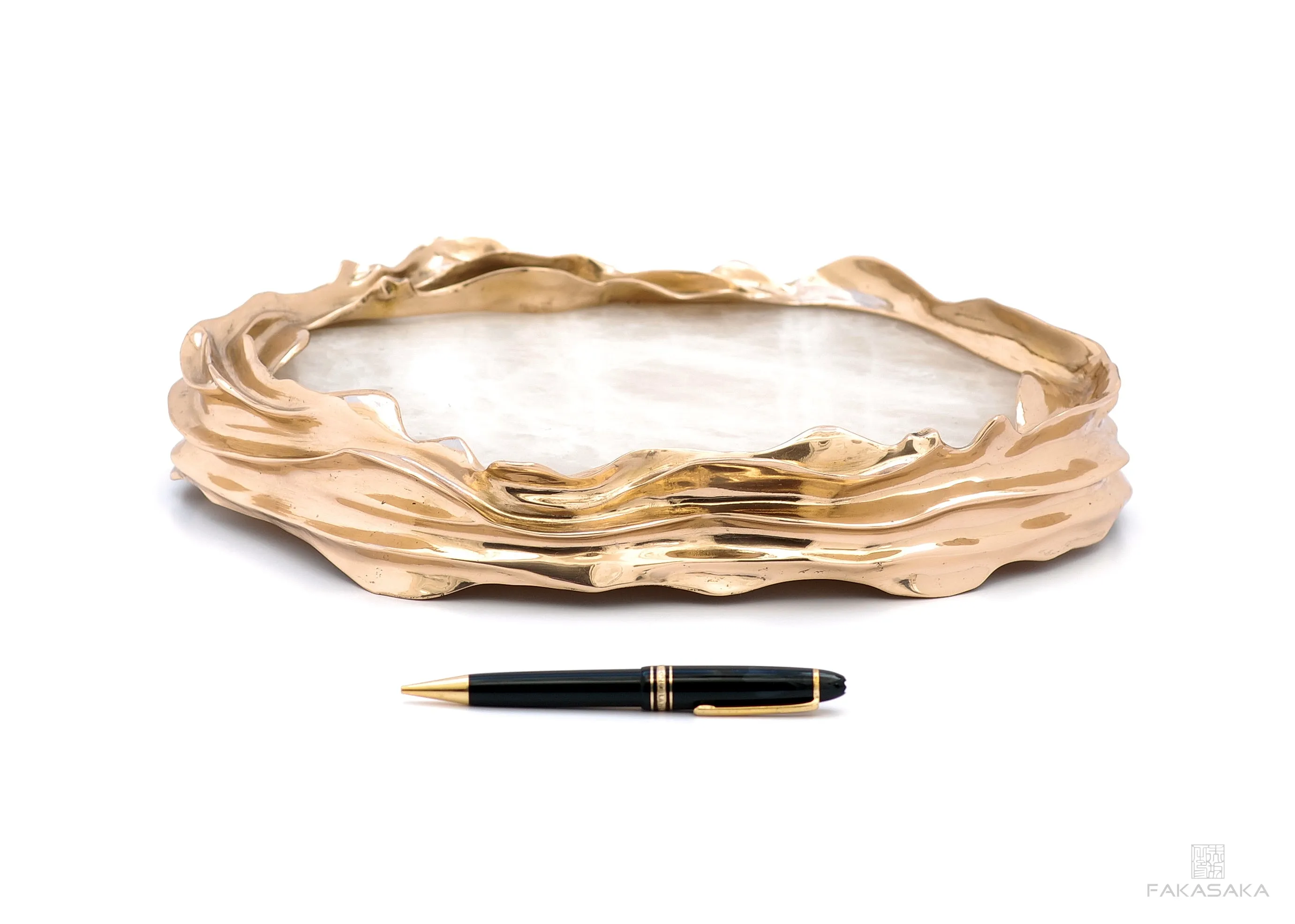 DEAR SONIA<br><br>BOWL / CENTERPIECE<br><br>TRANSLUCENT ONYX<br>POLISHED BRONZE