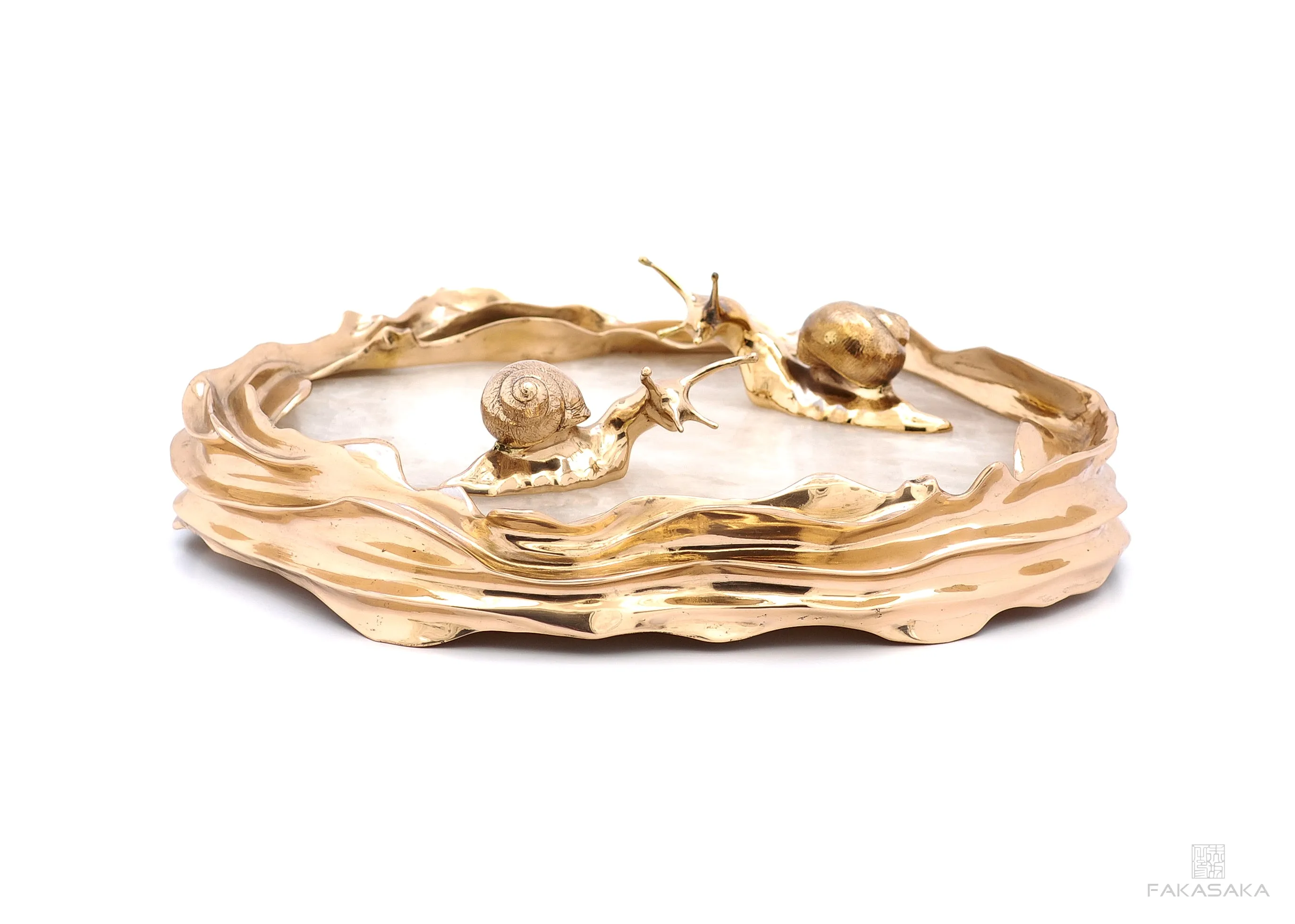 DEAR SONIA<br><br>BOWL / CENTERPIECE<br><br>TRANSLUCENT ONYX<br>POLISHED BRONZE