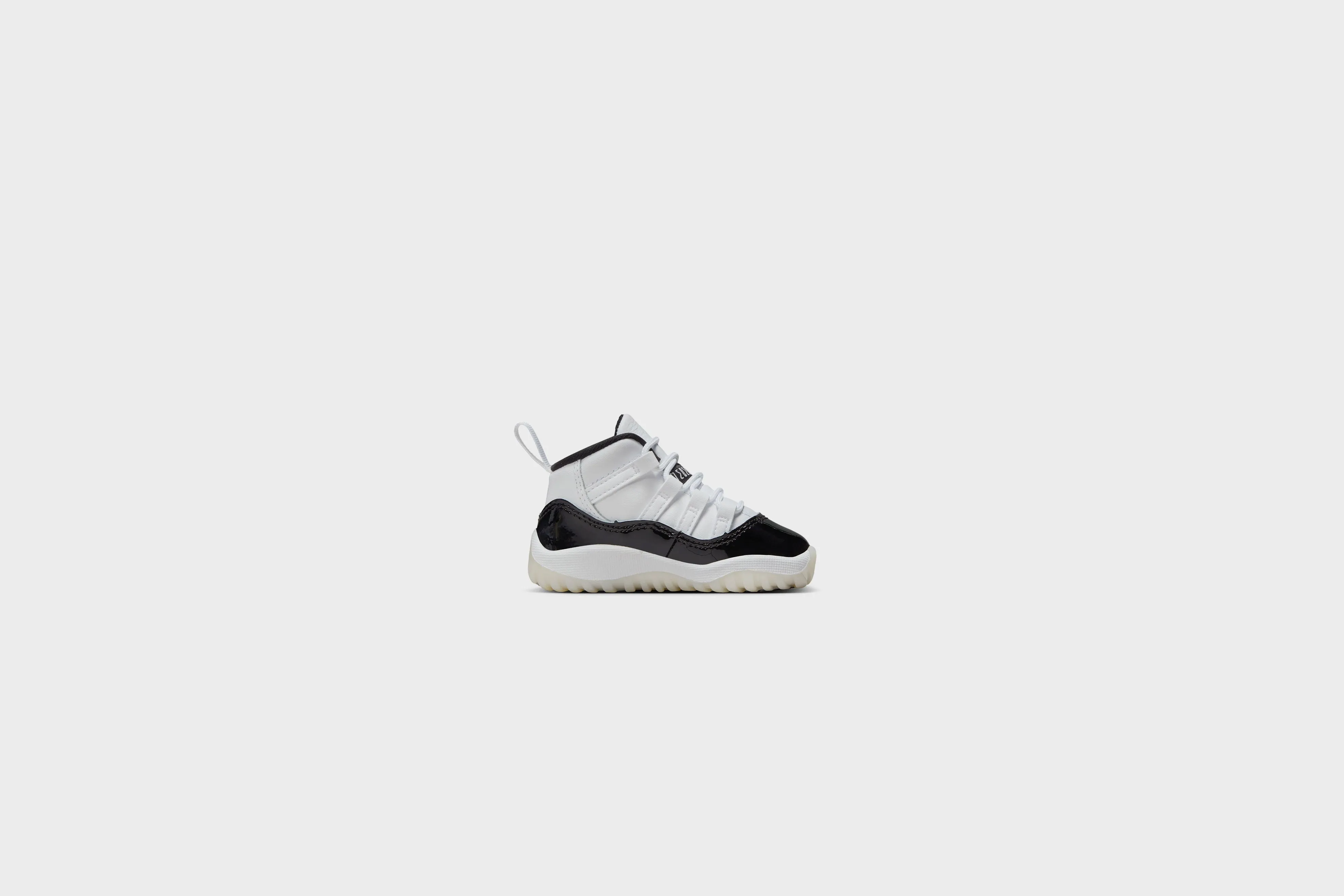 Jordan 11 Retro (TD) (White/Metallic Gold-Black)