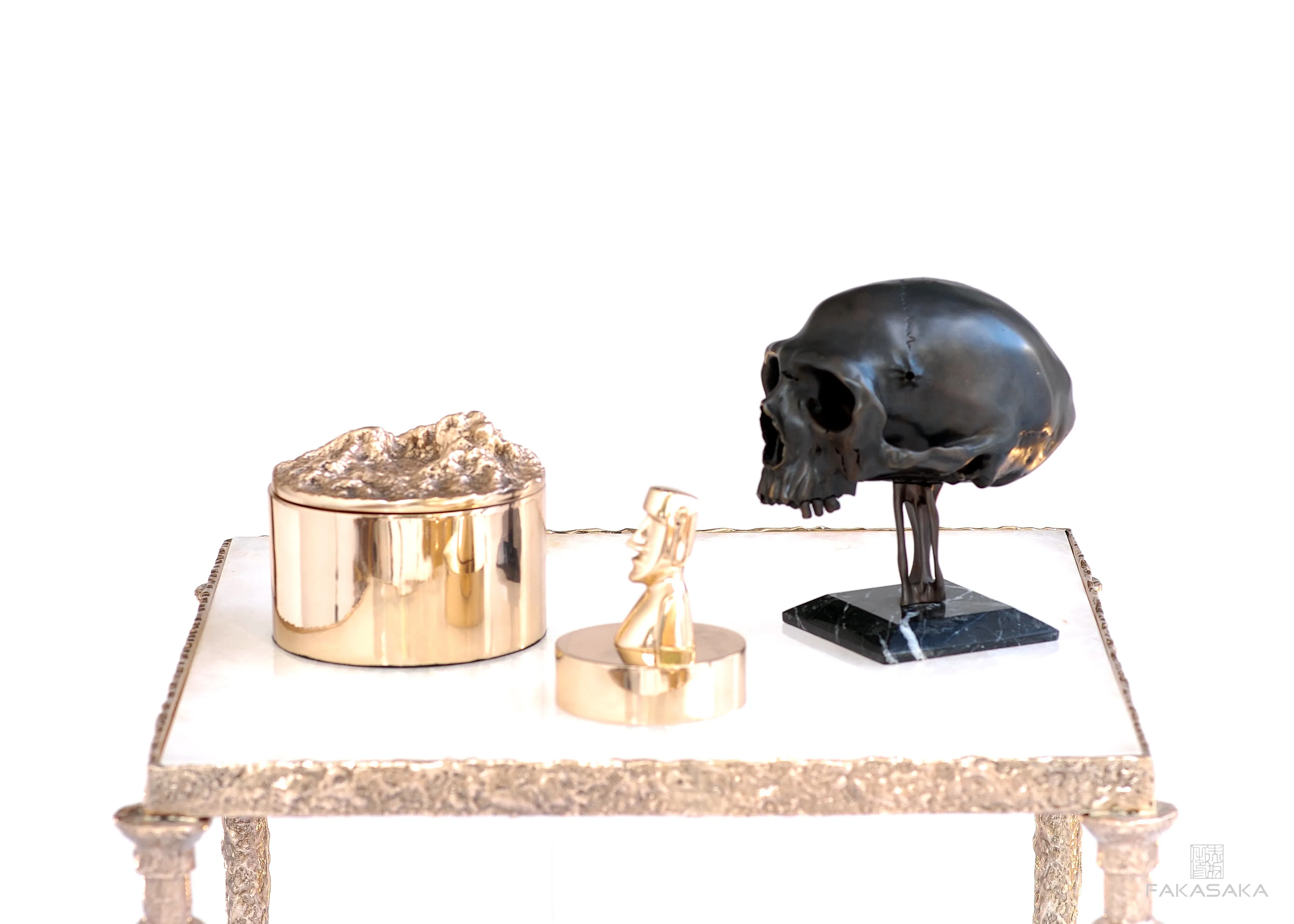 REM BOX<br><br>L’ ESCARGOT DROITE ON TOP<br><br>POLISHED BRONZE
