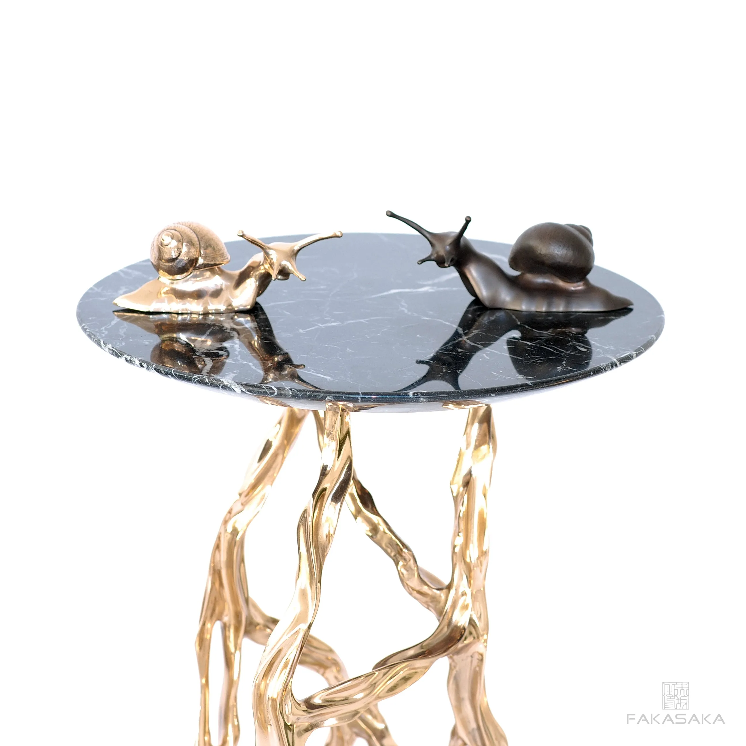 REM BOX<br><br>L’ ESCARGOT DROITE ON TOP<br><br>POLISHED BRONZE