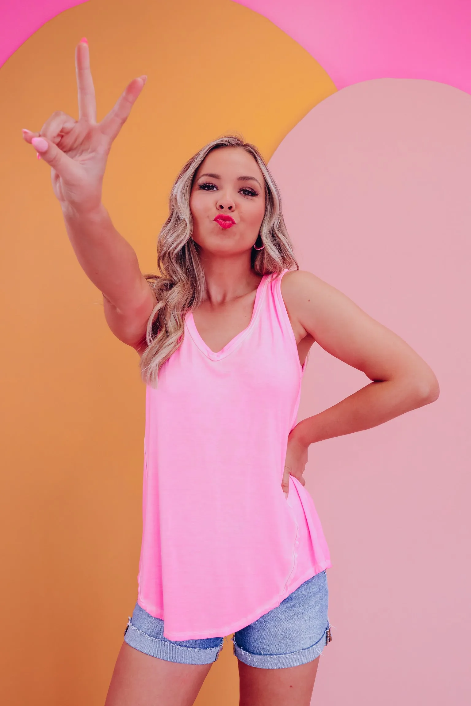 Vintage Vibe V-Neck Tank - Mineral Wash Pink