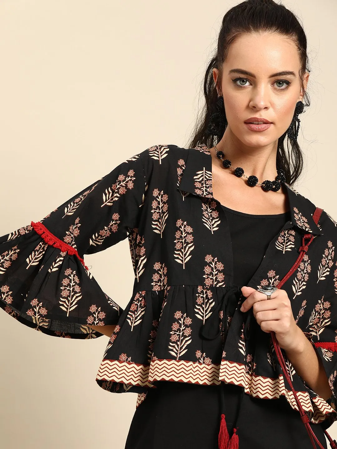 Women Black Calf Length Three-Quarter Sleeves Straight Floral Printed Cotton Kurta With Jacket