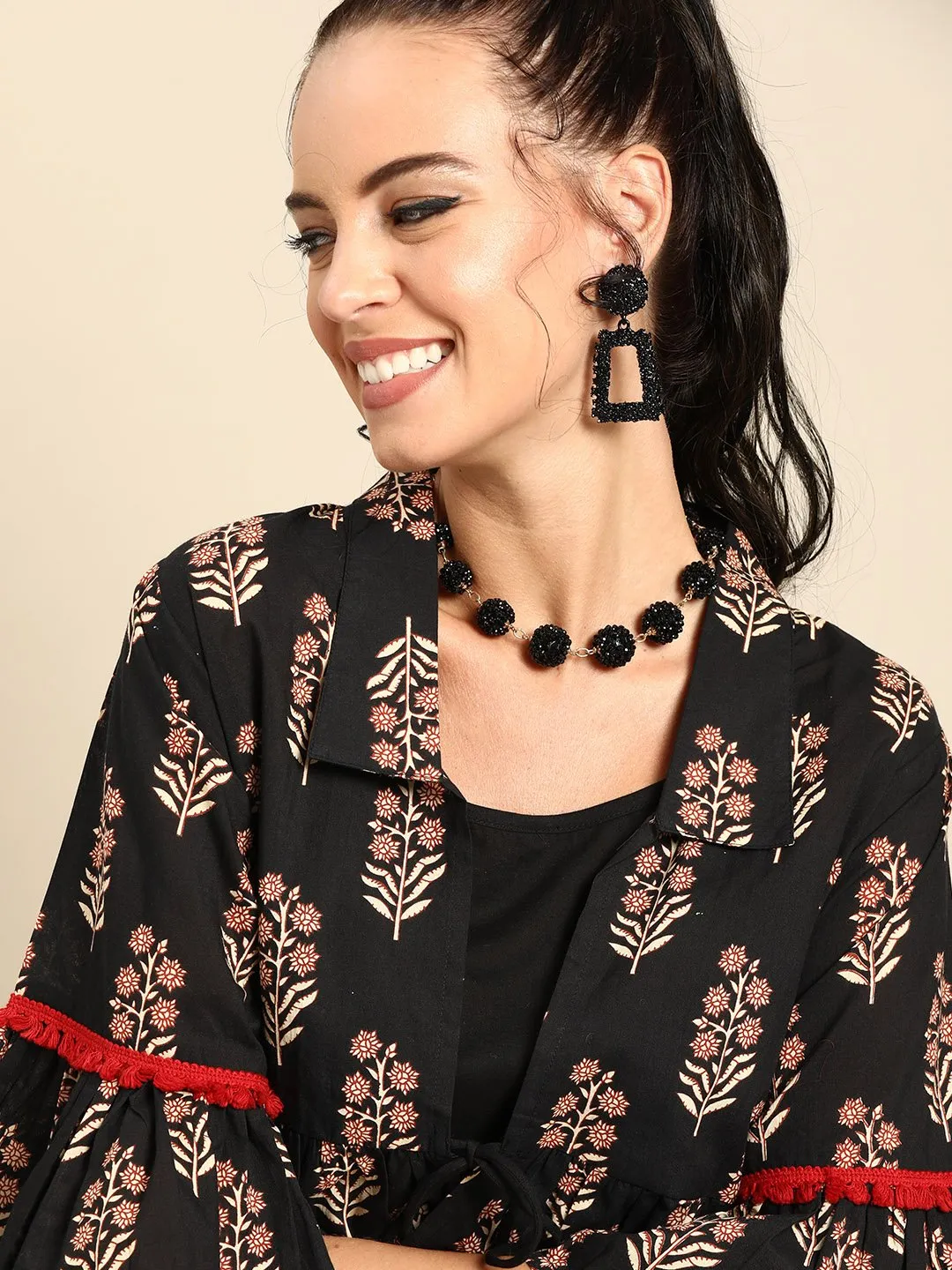 Women Black Calf Length Three-Quarter Sleeves Straight Floral Printed Cotton Kurta With Jacket